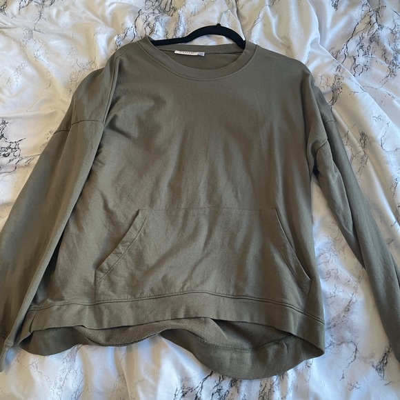army green crewneck - Picture 3 of 3